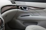 Infiniti M35h 2012 года